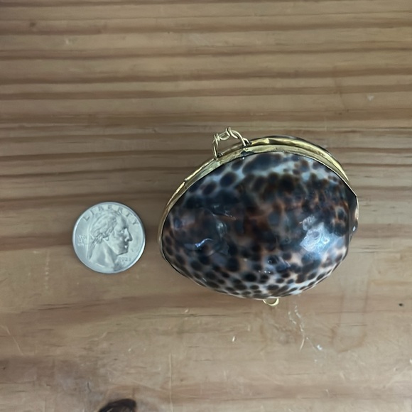 Tom Ford Solid Perfume Shell - Picture 7 of 7